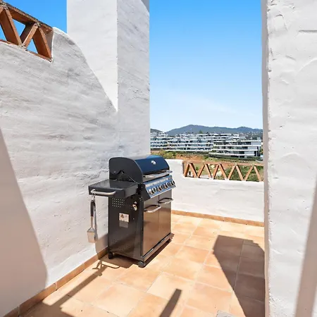 Apartment Geweldig Penthouse Met Ruim Terras En Zeezicht - Prive Jacuzzi Estepona