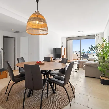 Apartment Geweldig Penthouse Met Ruim Terras En Zeezicht - Prive Jacuzzi